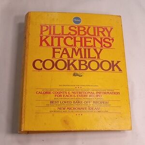 SOLD Pillsbury Kitchens' Family Cookbook 3rd Printing Vtg 1981  HB